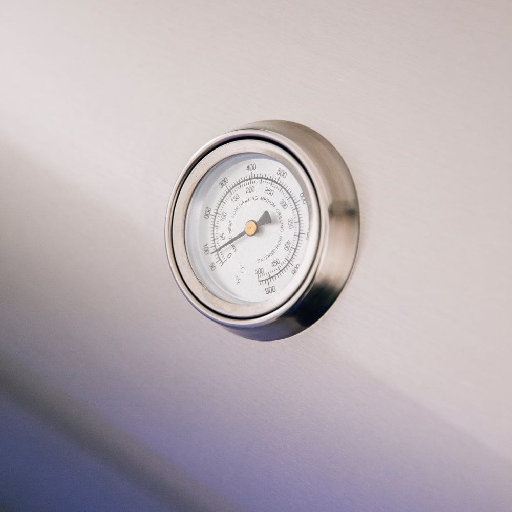 American Made Grills Estate 42 Gas Grill hood thermometer