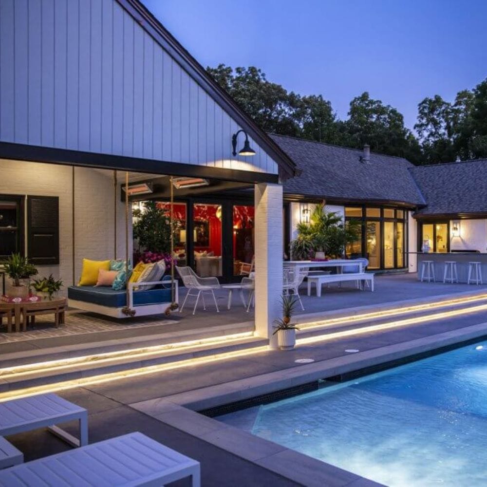 infratech cd electric patio heater wall mounted in patio and pool area - feature detail