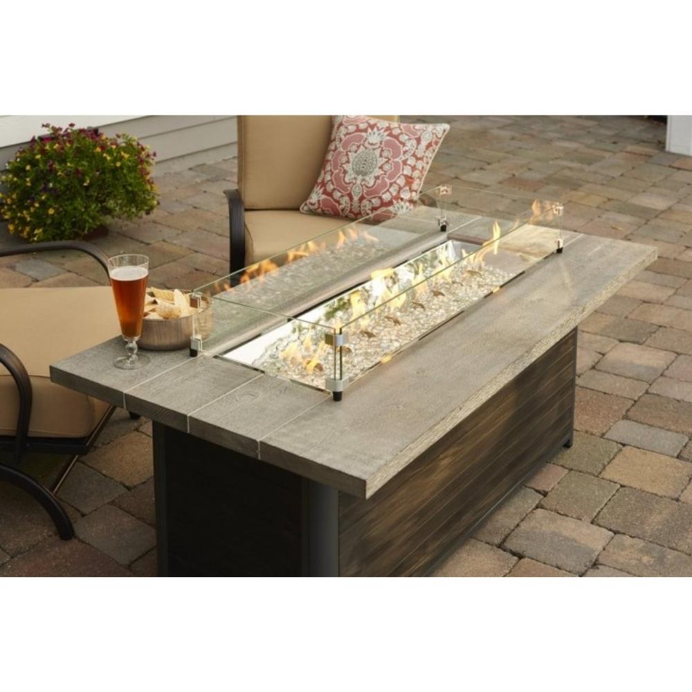 The Outdoor GreatRoom Company Cedar Ridge with Glass Wind Guard