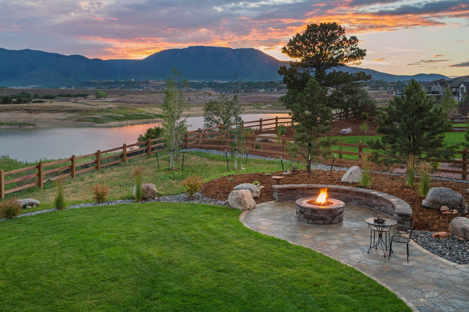 customized round gas fire pit