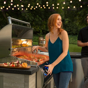 Grilling on the Fire Magic Echelon E660i 34-Inch Built-In Gas Grill