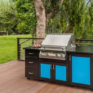 Performance Grilling Systems Legacy S27T Gas Grill in a wide open outdoor space