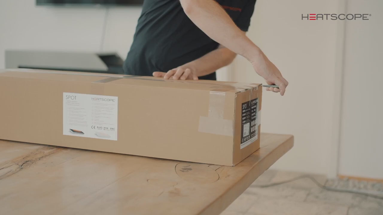 Unboxing Heatscope Spot 1600W Infrared Electric Heater