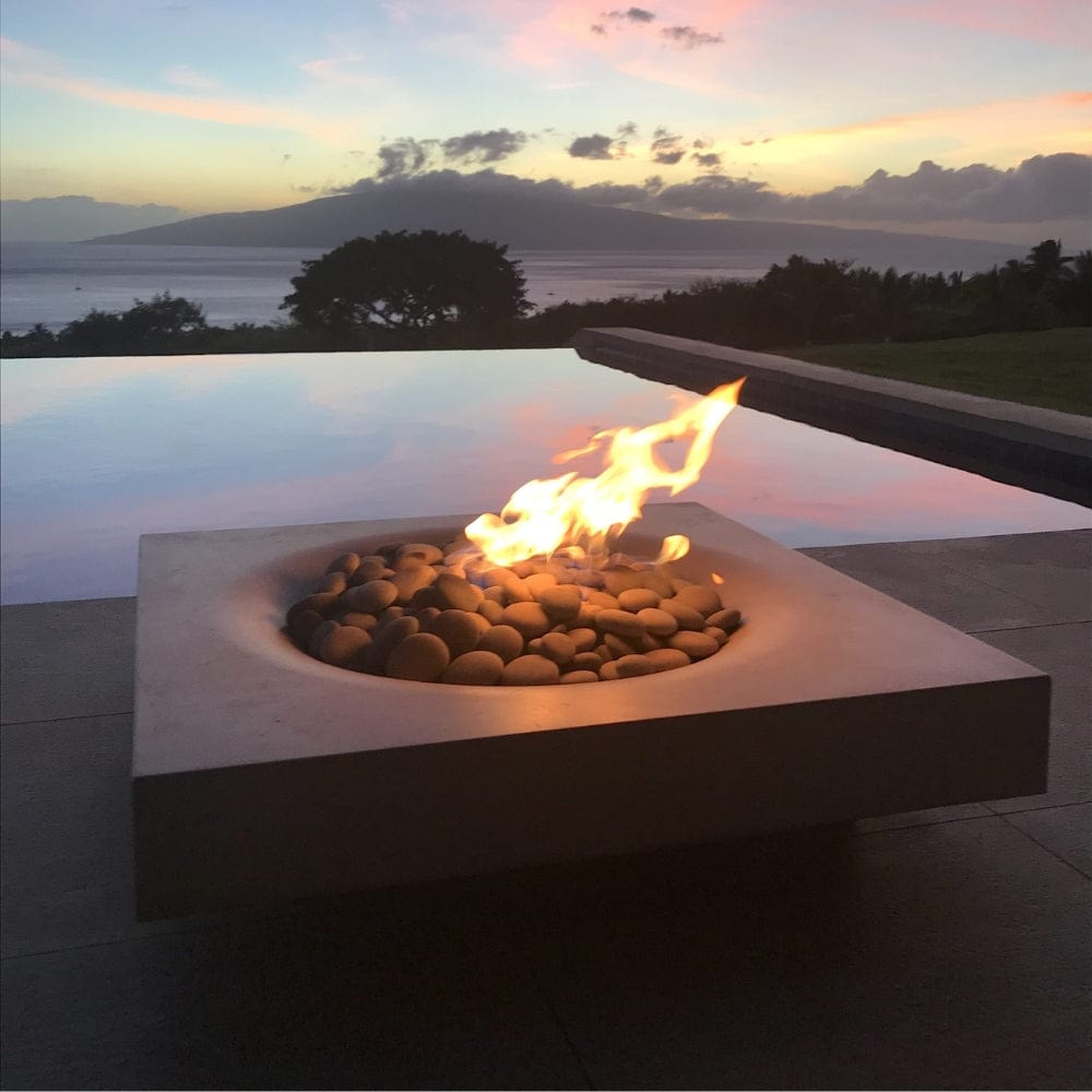Solus Halo Low Square Ultra High-Performance Concrete Gas Fire Pit