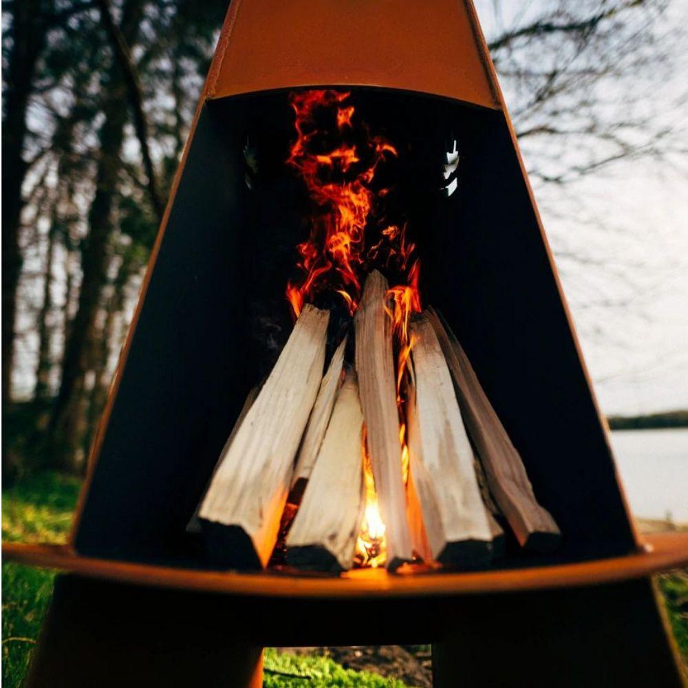 Fire Pit Art Vesuvius 21” Handcrafted Carbon Steel Fire Pit without fire (close view)