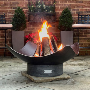 Seasons Fire Pits Quadrilateral Square Steel Fire Pit with paver